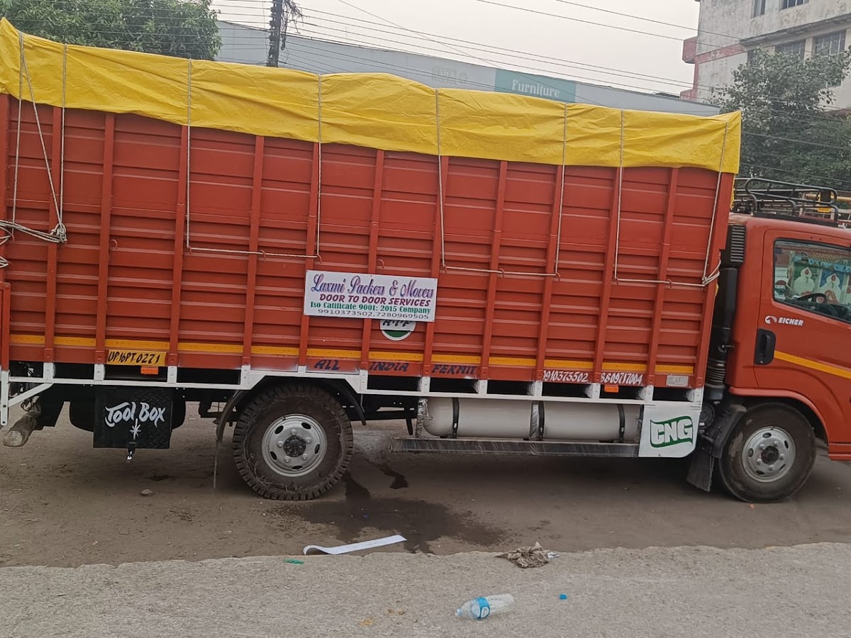 Laxmi Packers And Movers packing and moving work in Noida