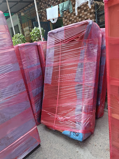 Quick Fast Packers & Movers packing and moving work in Ghaziabad